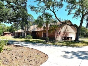 Building Photo - 4510 Hidden Forest Dr