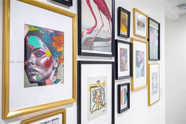 Building Photo - 1720 SW 11th St