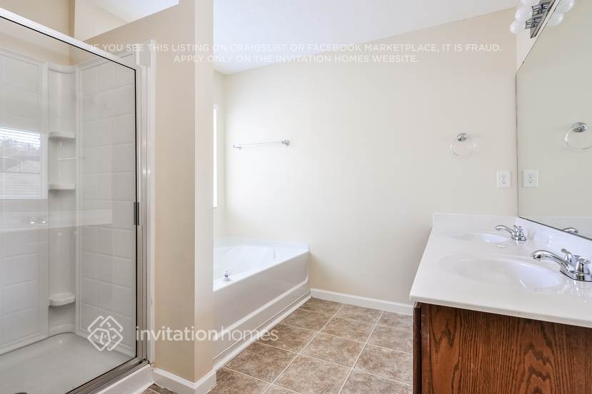 Building Photo - 6829 Harter Ct