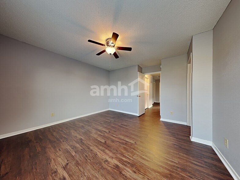 Building Photo - 12218 Maize Dr