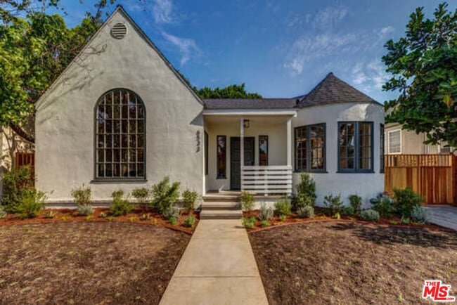 Building Photo - 6533 Hayes Dr