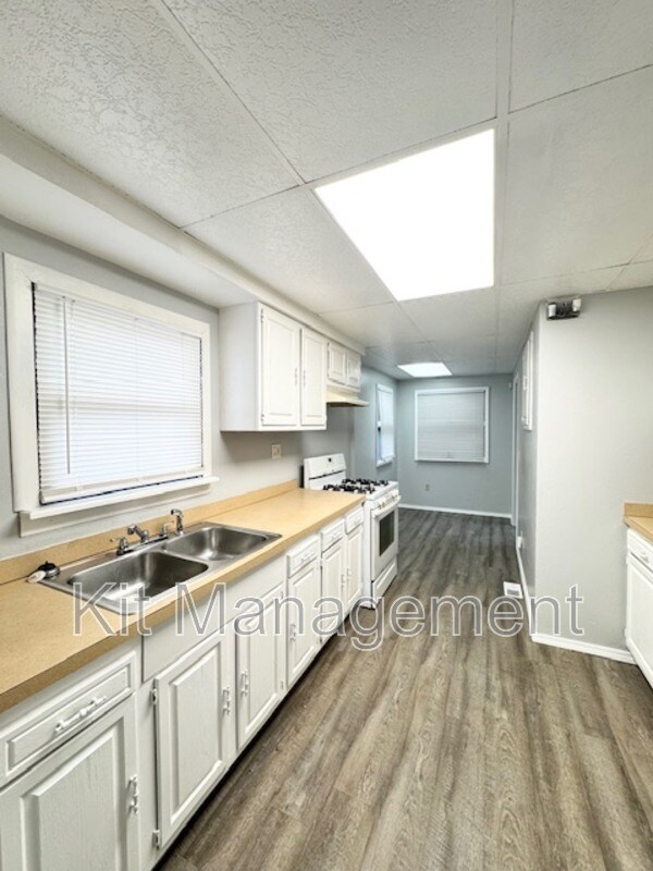 Building Photo - 4645 Westway St
