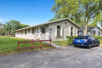 Building Photo - 5645 Taft St