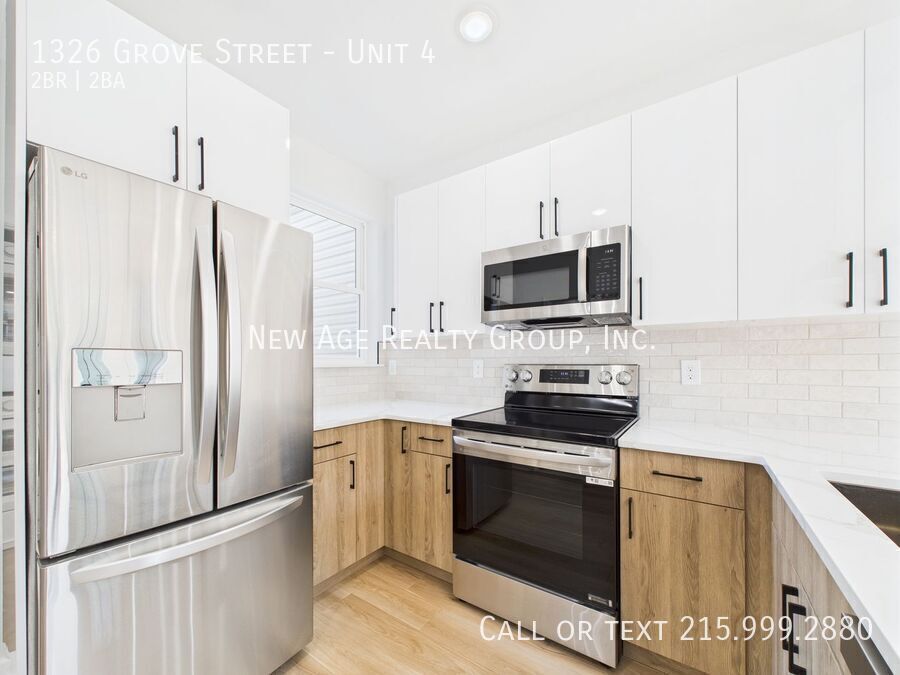 Building Photo - 1326 Grove St