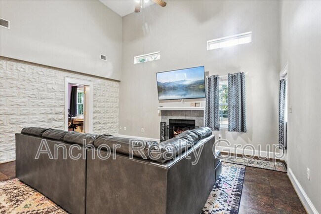 Building Photo - 1839 Edgewood Ave