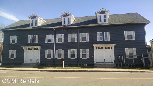 Building Photo - 14 Amory St