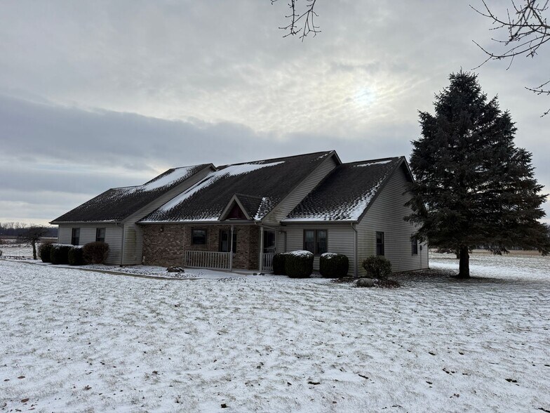 Building Photo - 5050 S 700 E-57