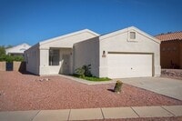 Building Photo - 3 Bedrooms 2 Baths 1440 Square Feet.