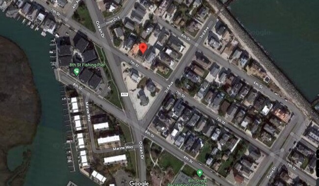 Building Photo - Renovated Home - Sleeps 6 - Winter Rental Only