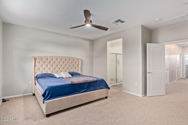Building Photo - 2661 S Sulley Dr