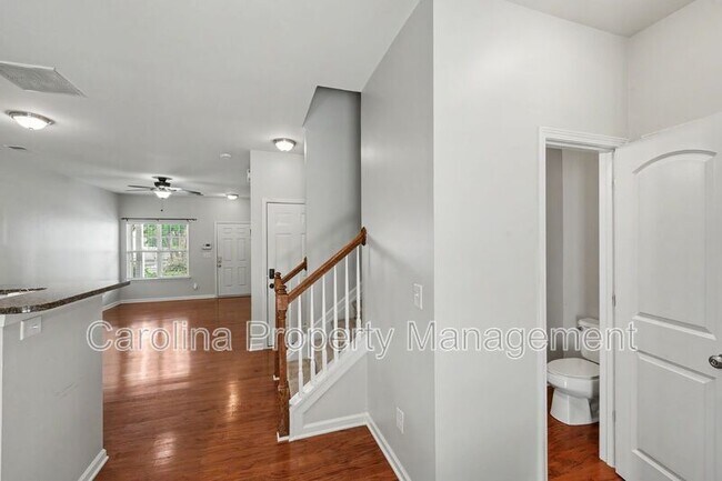 Building Photo - 13983 Singleleaf Lane