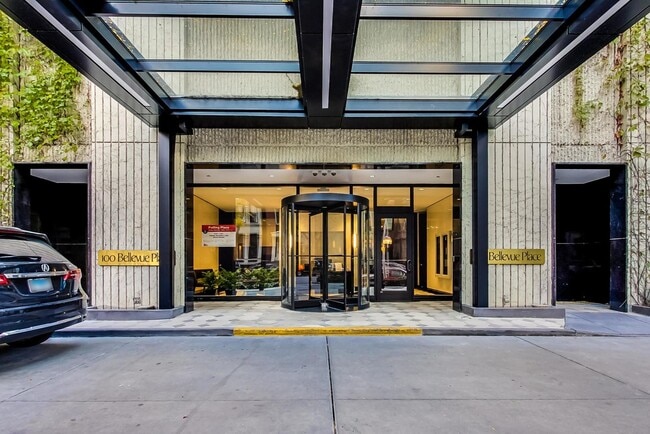 Building Photo - 100 E Bellevue Pl