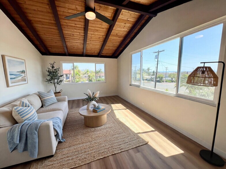 Virtually staged - 33951 Golden Lantern