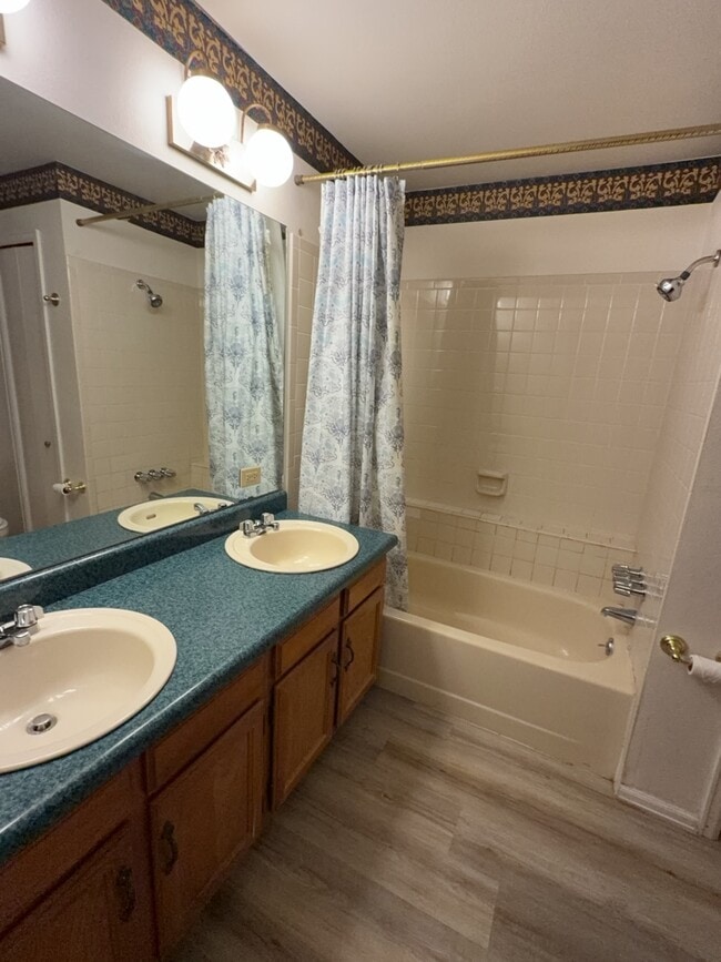 Building Photo - 954 Brant Hollow Ct