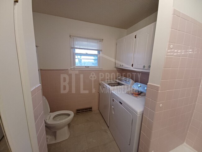 Building Photo - Great Home in Branson!