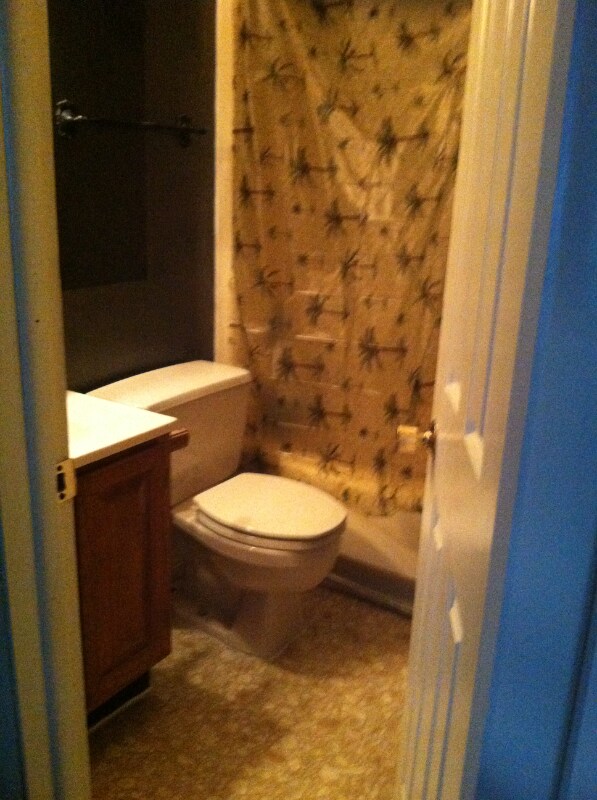 Building Photo - 4192 Division Hwy