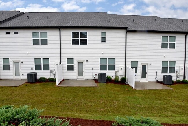 Building Photo - 4619 Cypress Landing Wy