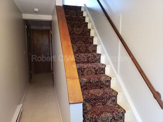 Building Photo - 174-176 Oakland St