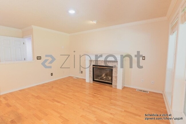 Building Photo - 16124 Baccarat Way