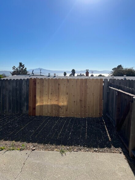 Building Photo - 1950 Stanton Ave