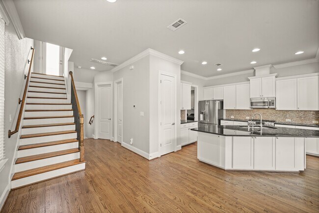 Building Photo - 1227 Creekside Acres Ct