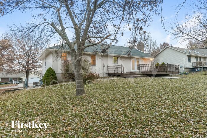 Building Photo - 207 W Heritage Dr
