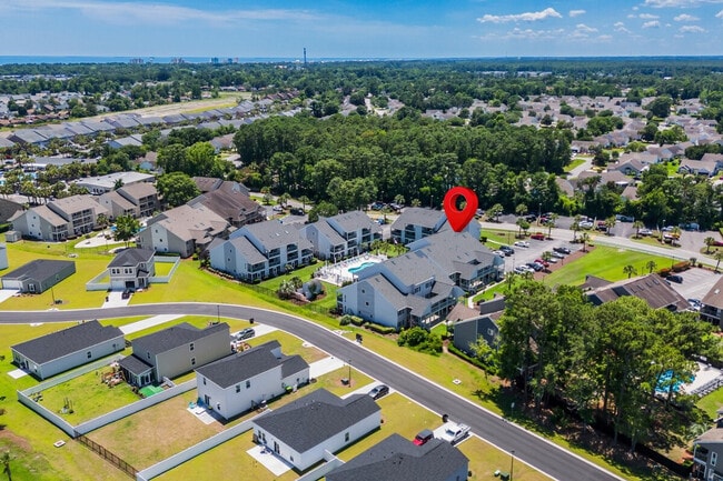 Building Photo - 27-E Colony Dr