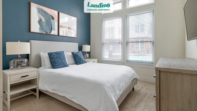 Building Photo - 1300 4th Ave N