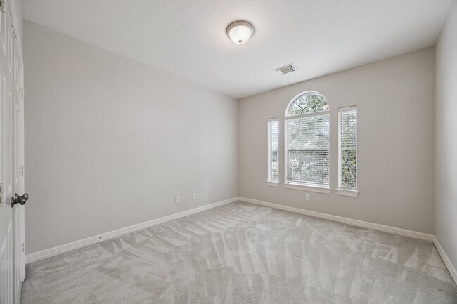 Building Photo - 13507 Brookbluff Ln