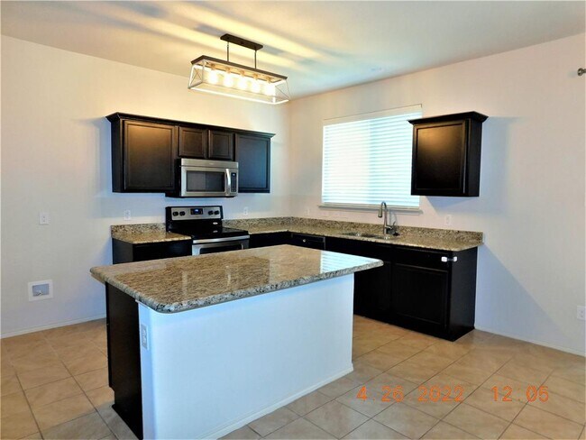 Building Photo - 4622 Cormorant Dr