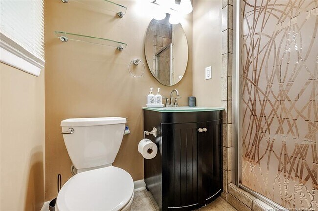 Building Photo - 6433 Milford Rd