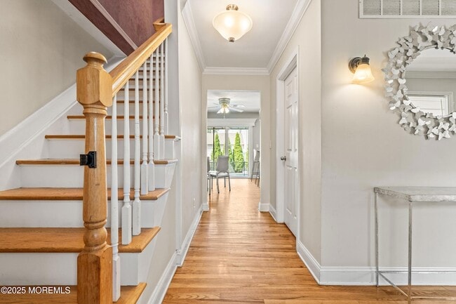 Building Photo - 7 Linden Ave