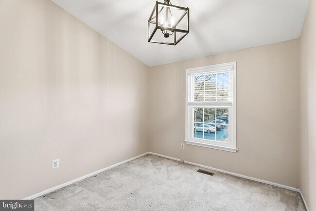 Building Photo - 41 Jones Falls Terrace