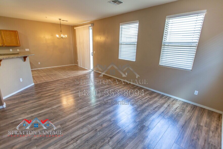 Building Photo - 1423 N 81st Ave