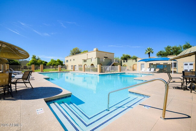 Building Photo - 4243 N Miller Rd