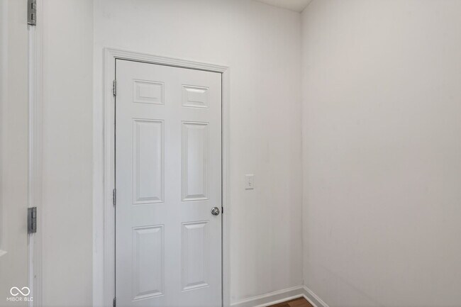 Building Photo - 14154 Tenbury Wy
