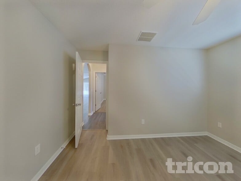 Building Photo - 31420 Triborough Dr