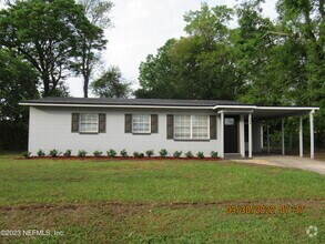 Building Photo - 324 Hilltop Dr