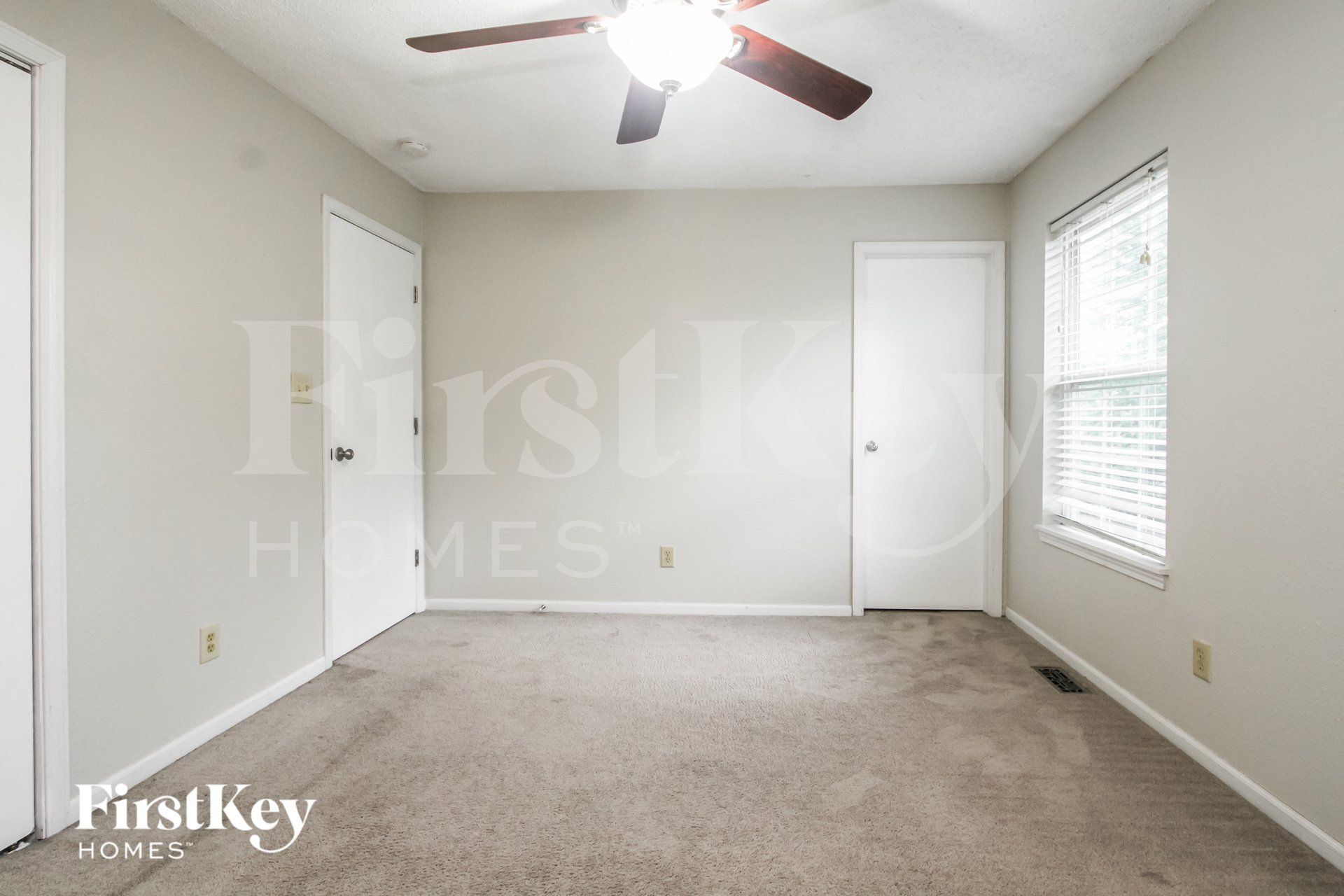 Building Photo - 1524 Blue Brook Way