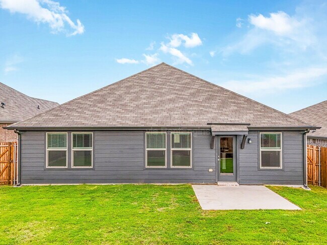 Building Photo - 2200 Dunbar Dr