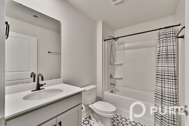 Building Photo - 173 Rippling Wy