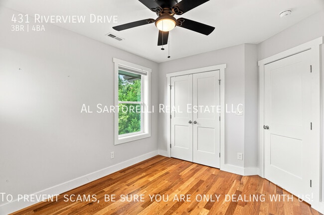 Building Photo - 431 Riverview Dr