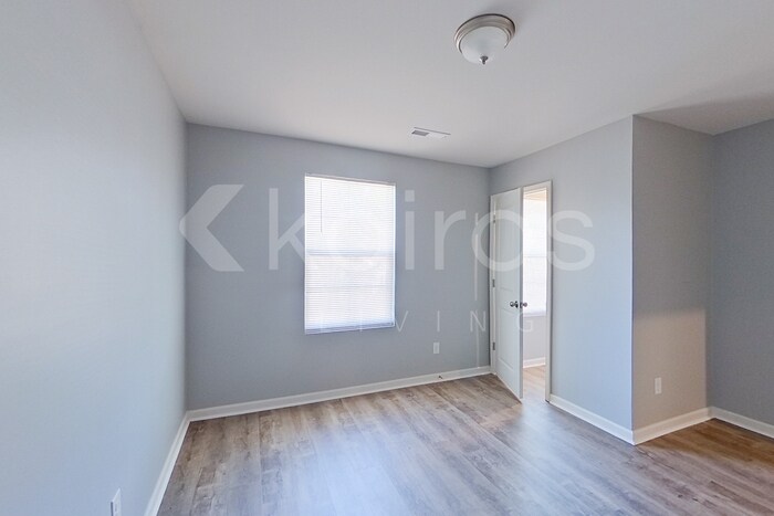 Building Photo - 2639 Provence Dr SE