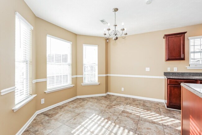 Building Photo - 1137 Phelissa Dr