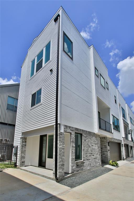 Building Photo - 2621 Jackson St