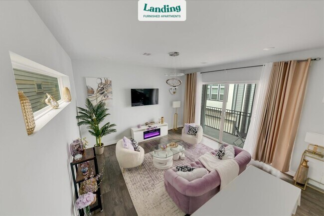 Building Photo - 5815 Fairdale Ln