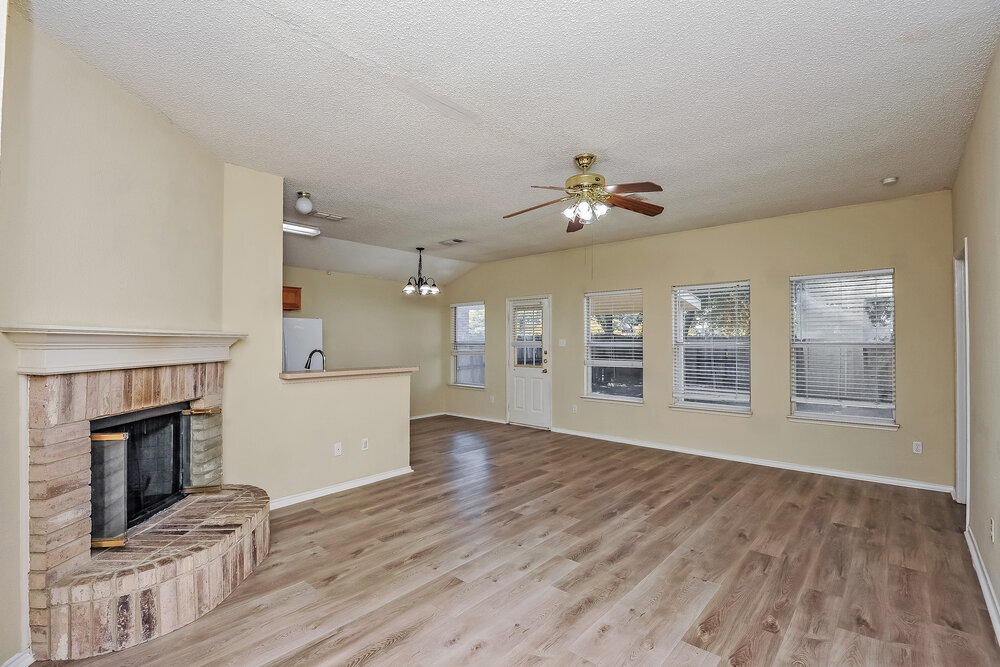 Building Photo - 6366 Twilight Cir