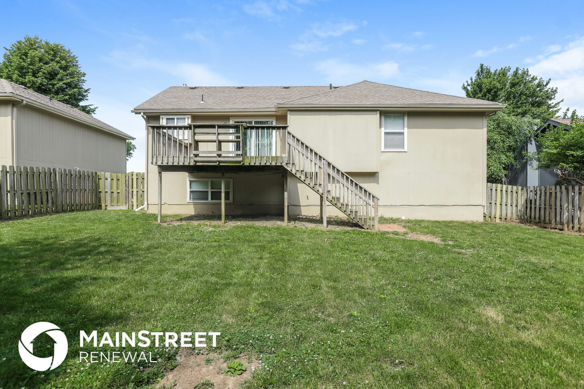 Building Photo - 215 Apple Blossom Ln