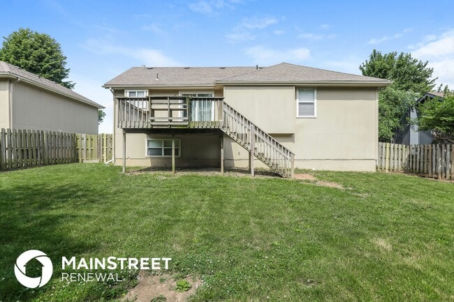 Building Photo - 215 Apple Blossom Ln