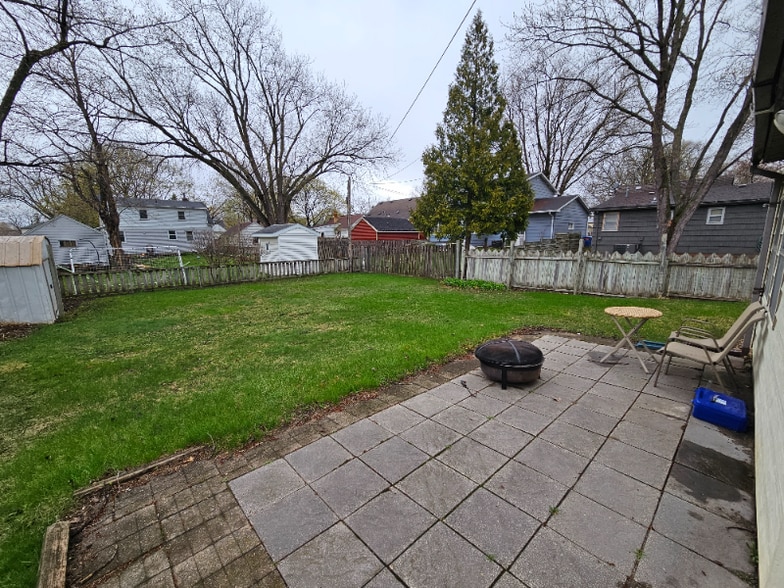 Building Photo - 513 13th Ave SE